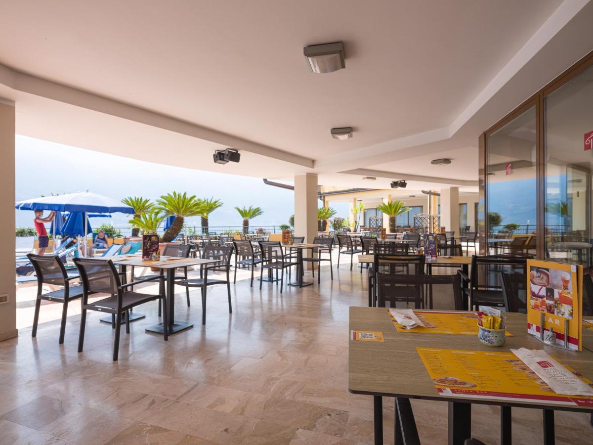 Hotel San Pietro Limone sul Garda Exterior foto