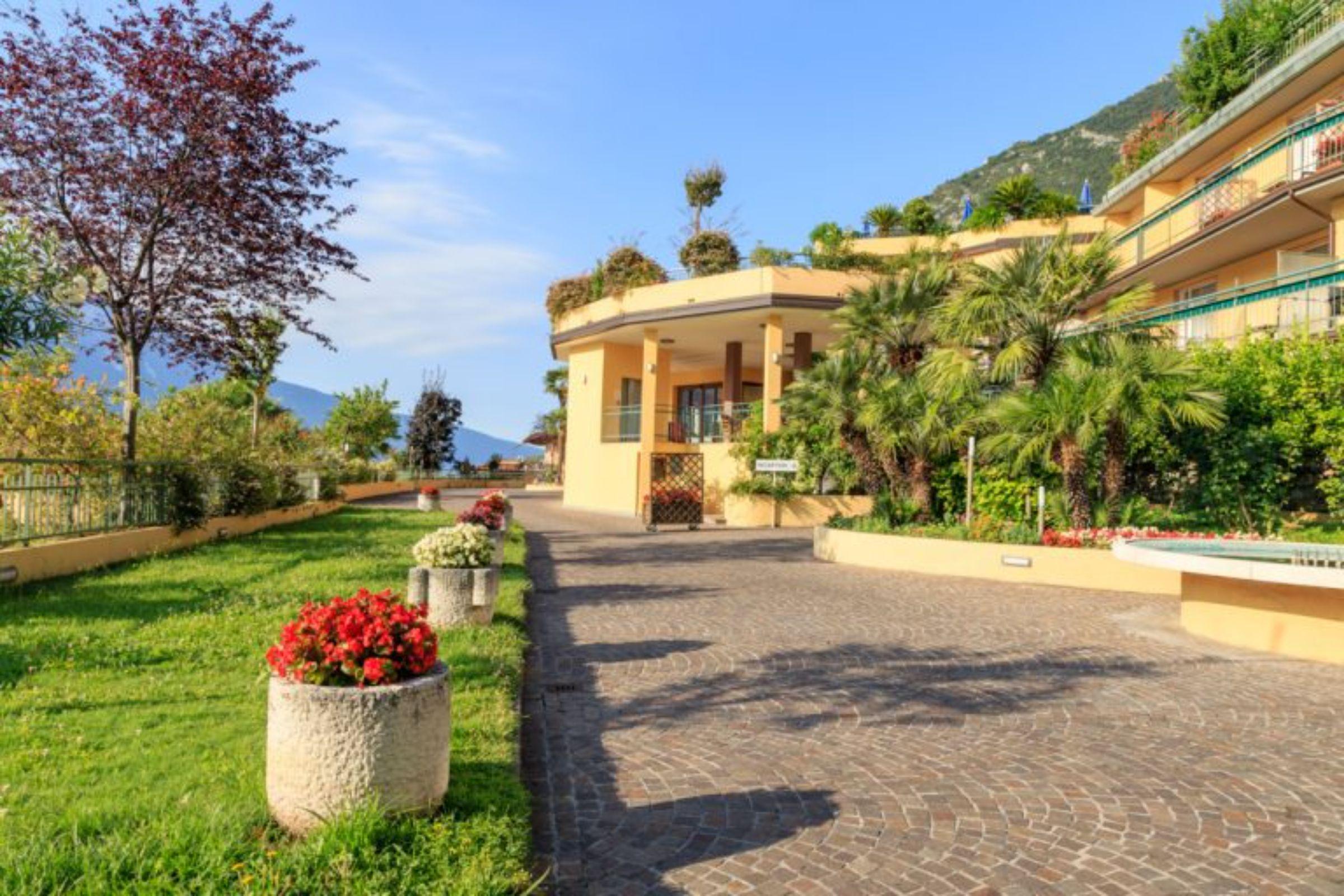 Hotel San Pietro Limone sul Garda Exterior foto
