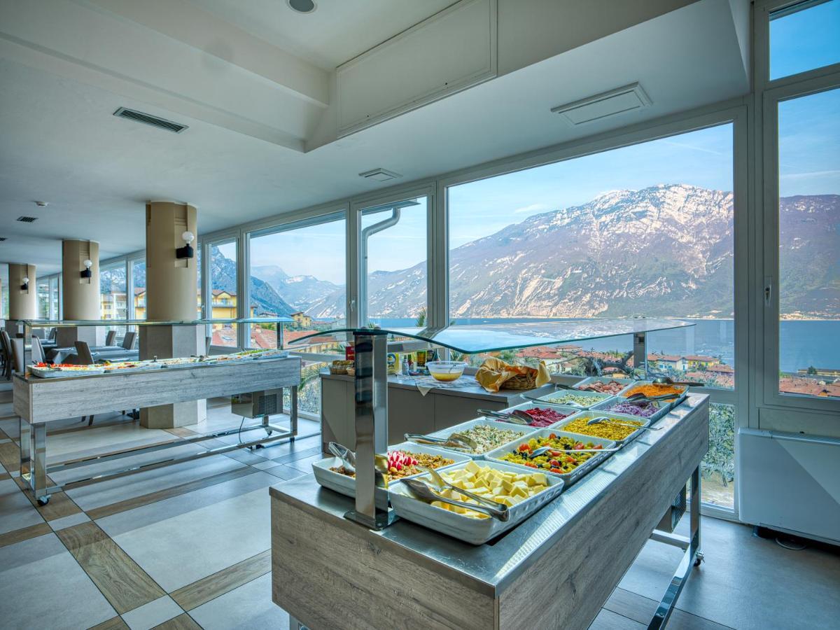 Hotel San Pietro Limone sul Garda Exterior foto