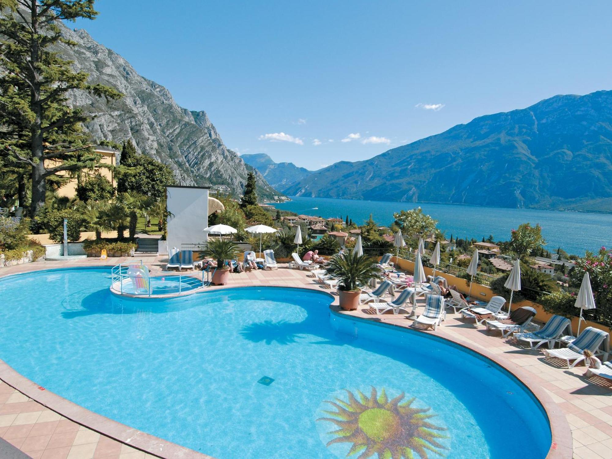 Hotel San Pietro Limone sul Garda Exterior foto